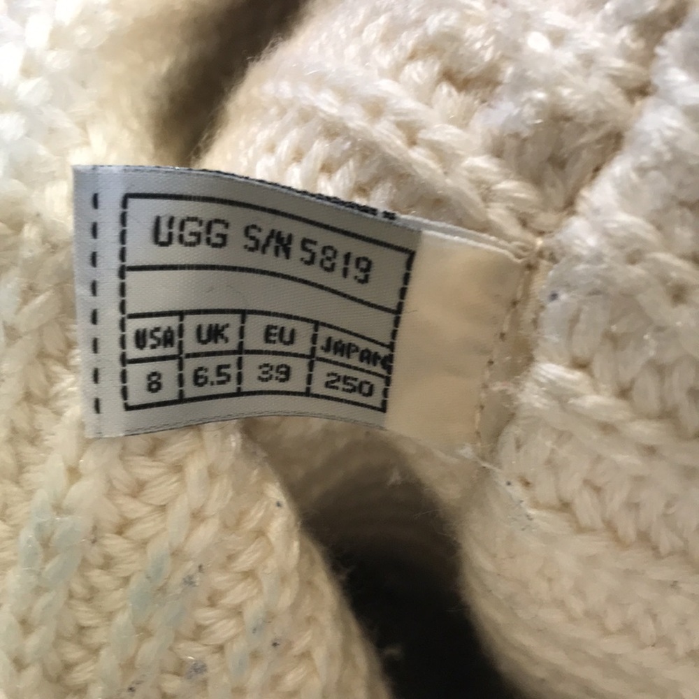 UGG Women’s Classic Cardy Cream Knit Adjustable Winter Shearling Insole Boots - Picture 10 of 10